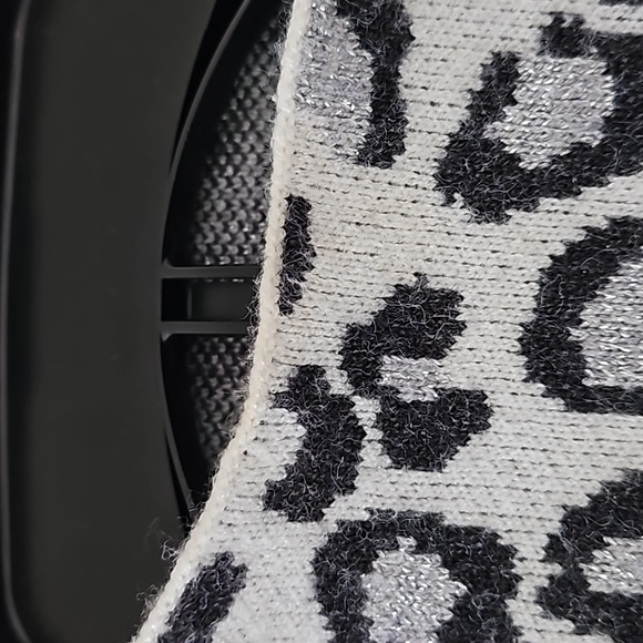 Cynthia Rowley Sparkle Snow Leopard Print Mock Turtleneck Sweater - Picture 6 of 8